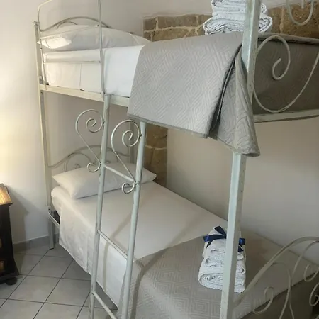 Nyaraló Maison Cherie *