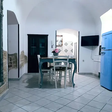 Nyaraló Maison Cherie Parabita