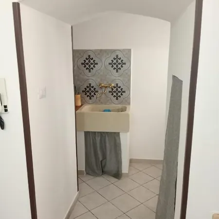 Holiday home Maison Cherie Parabita